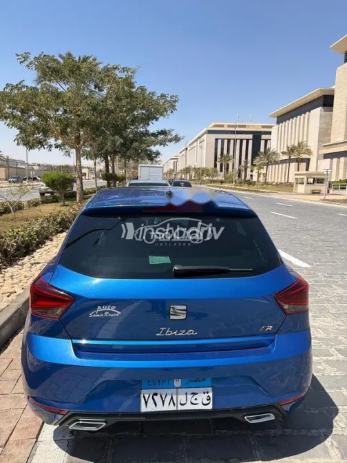 سيات ابيزا 2023 أبيض مستعملة للبيع - 2