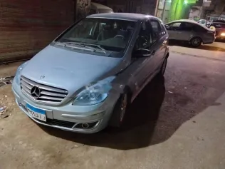 مرسيدس B 150 2006 سماوي مستعملة للبيع