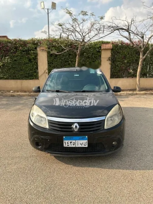 Renault Sandero 2012 Black Used for Sale - 1