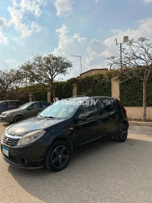 Renault Sandero 2012 Black Used for Sale - 2