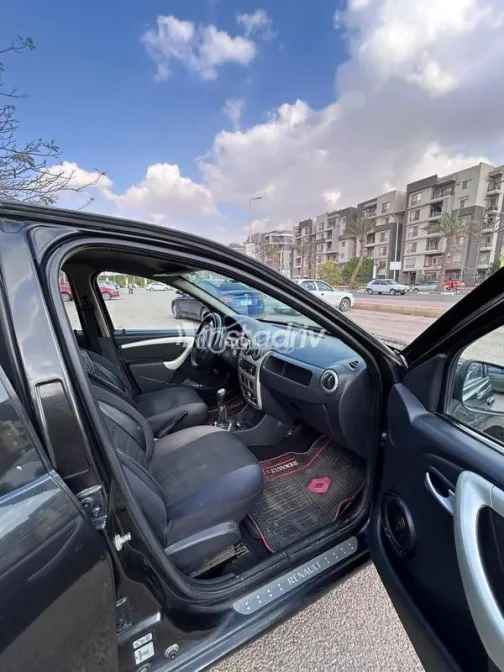 Renault Sandero 2012 Black Used for Sale - 9