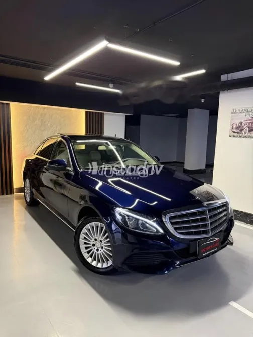 مرسيدس C 180 2016 أزرق غامق مستعملة للبيع - 2