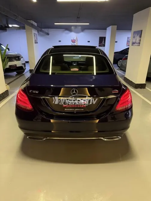 مرسيدس C 180 2016 أزرق غامق مستعملة للبيع - 4