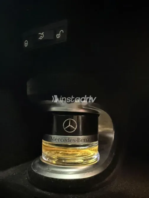 مرسيدس C 180 2016 أزرق غامق مستعملة للبيع - 6