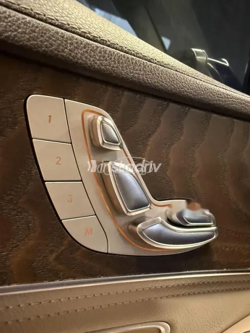 مرسيدس C 180 2016 أزرق غامق مستعملة للبيع - 10