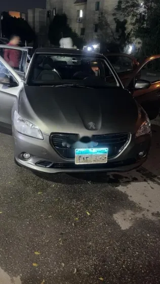 Peugeot 301 2016 Bronze Used for Sale