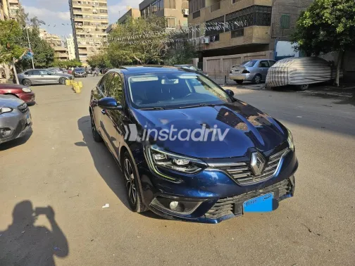 رينو ميجان 2020 أبيض مستعملة للبيع - 2