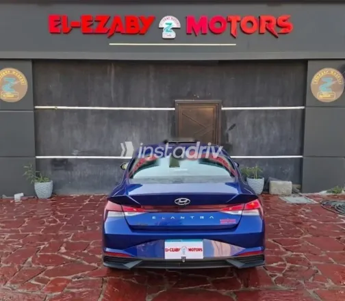 هيونداي إلنترا سى ان 7 2021 أبيض مستعملة للبيع - 6