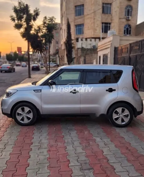 Kia Soul 2016 Silver Used for Sale - 1