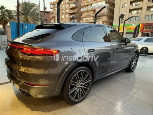 Porsche Cayenne S 2022 Gray Used for Sale - 2