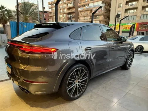Porsche Cayenne S 2022 Gray Used for Sale - 6
