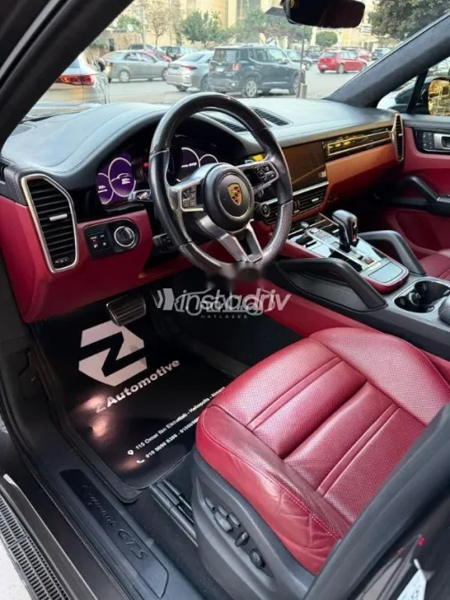 Porsche Cayenne S 2022 Gray Used for Sale - 10