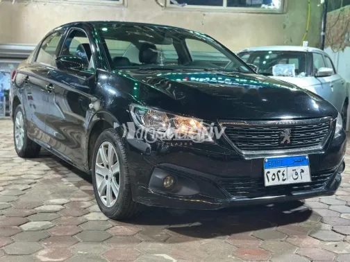 بيجو 301 2022 أسود مستعملة للبيع - 3