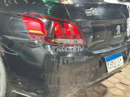 بيجو 301 2022 أسود مستعملة للبيع - 4