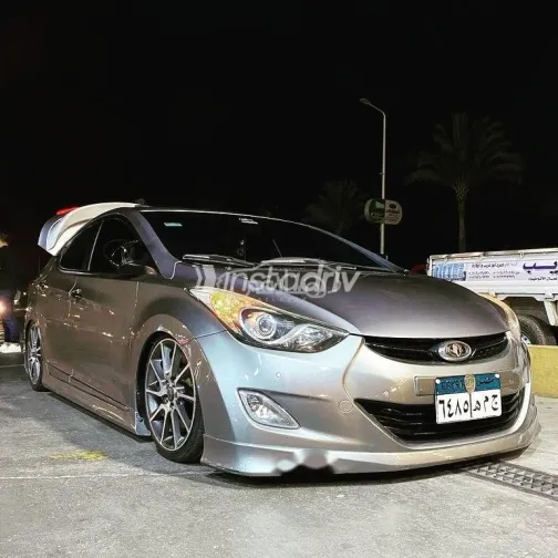 هيونداي افانتي 2011 رمادي مستعملة للبيع - 3