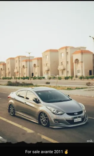 هيونداي افانتي 2011 رمادي مستعملة للبيع