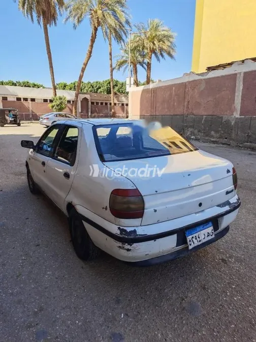 فيات سينا 2000 أبيض مستعملة للبيع - 5