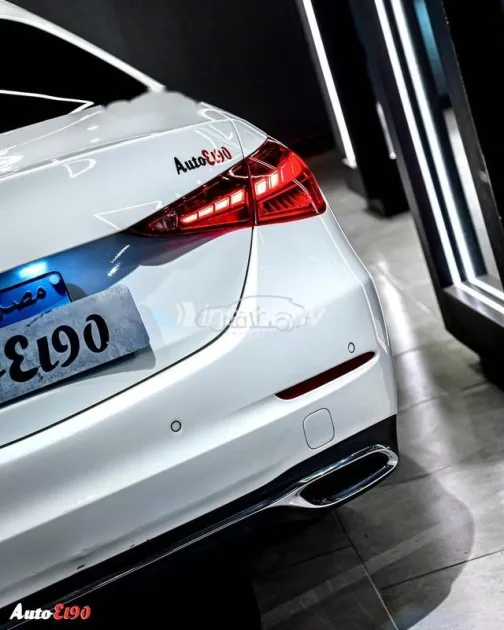 مرسيدس C 180 2023 أبيض مستعملة للبيع - 4