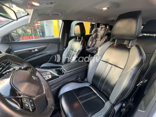 بيجو 5008 2022 أبيض مستعملة للبيع - 1