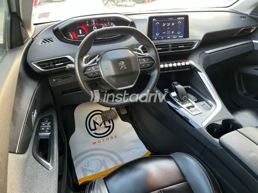 بيجو 5008 2022 أبيض مستعملة للبيع - 2