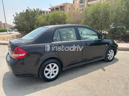 نيسان تيدا 2011 أبيض مستعملة للبيع - 3