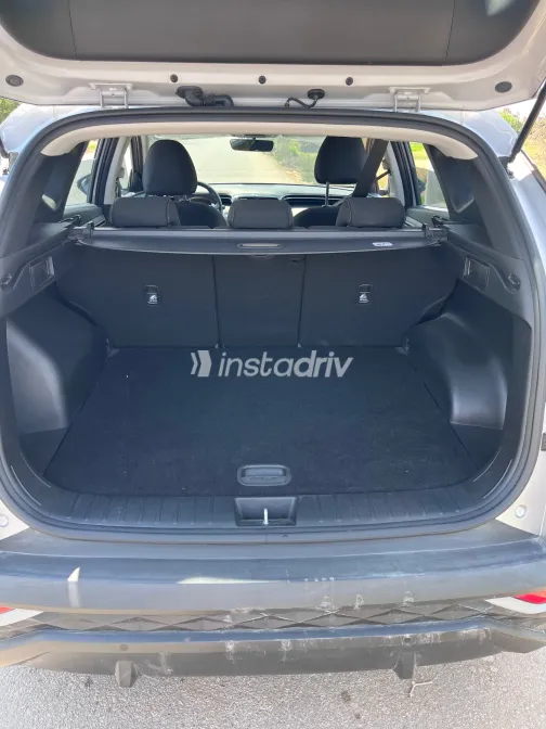 هيونداي توسان 2024 أبيض مستعملة للبيع - 9