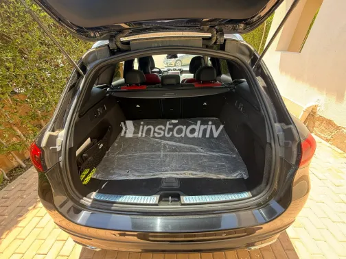 مرسيدس GLC 300 2023 أبيض مستعملة للبيع - 6