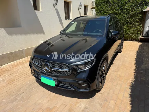 مرسيدس GLC 300 2023 أبيض مستعملة للبيع - 7