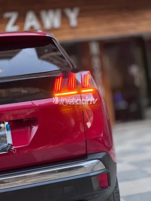 بيجو 3008 2022 أحمر مستعملة للبيع - 4