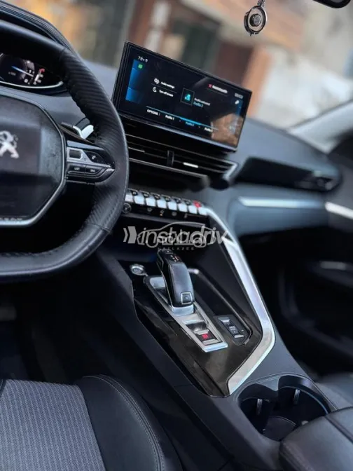 بيجو 3008 2022 أحمر مستعملة للبيع - 8