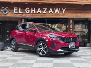 بيجو 3008 2022 أحمر مستعملة للبيع