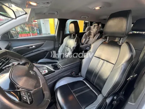 Peugeot 5008 2022 White Used for Sale - 4