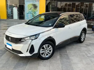 Peugeot 5008 2022 White Used for Sale