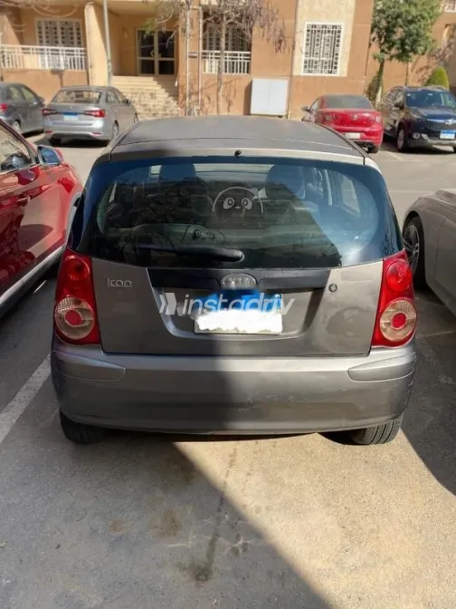 كيا بيكانتو 2010 رمادي مستعملة للبيع - 2