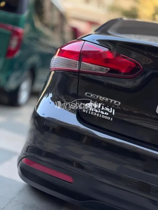 كيا سيراتو 2018 أسود مستعملة للبيع - 9