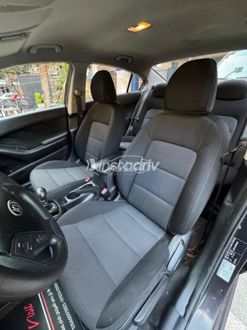 كيا سيراتو 2018 أسود مستعملة للبيع - 10