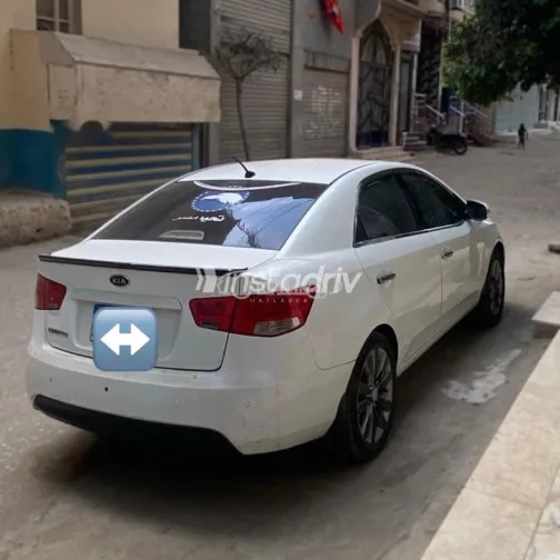 Kia Cerato 2009 White Used for Sale - 2