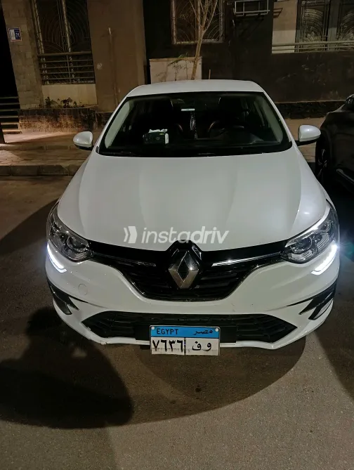 Renault Megane 2022 White Used for Sale - 4