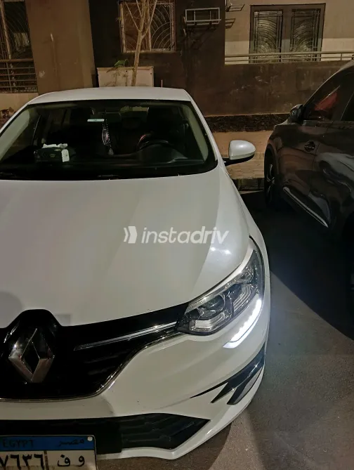 Renault Megane 2022 White Used for Sale - 9