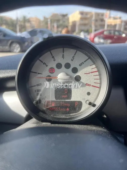 مينى كوبر 2013 أزرق غامق مستعملة للبيع - 2