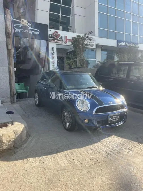 مينى كوبر 2013 أزرق غامق مستعملة للبيع - 7