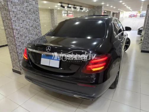 Mercedes E 200 2020 Black Used for Sale - 6