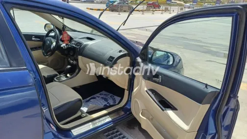 بريليانس FSV 2011 أزرق غامق مستعملة للبيع - 7