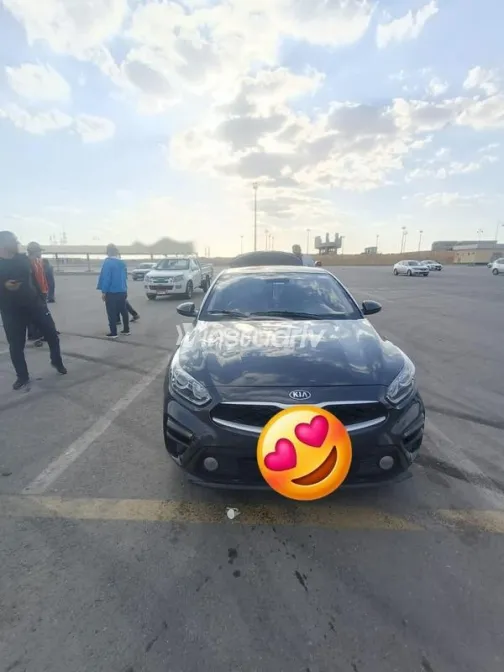 كيا سيراتو 2020 بترولي مستعملة للبيع - 4