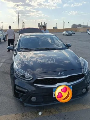 كيا سيراتو 2020 بترولي مستعملة للبيع