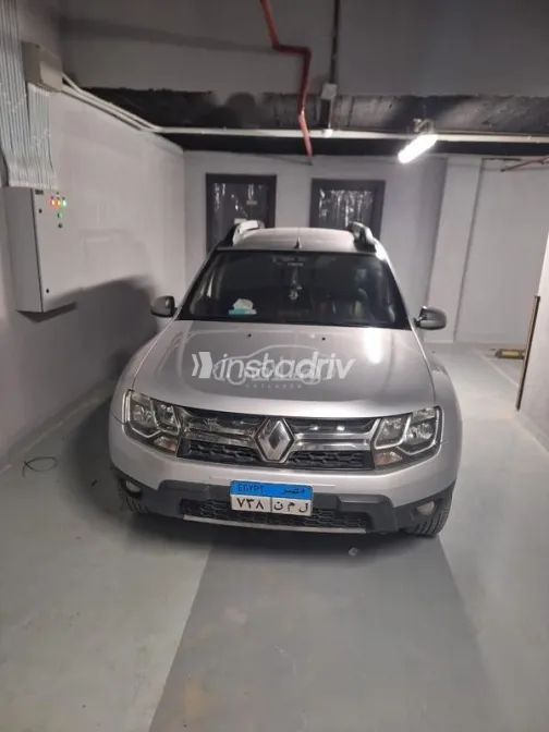 Renault Duster 2016 Silver Used for Sale - 1