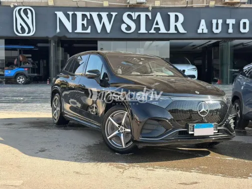 مرسيدس E 450 2023 أسود مستعملة للبيع - 1