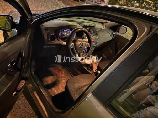 رينو لوجان 2020 أبيض مستعملة للبيع - 6