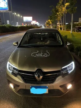 رينو لوجان 2020 أبيض مستعملة للبيع