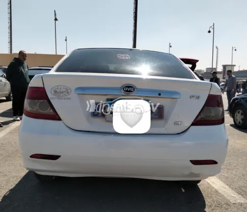 بى واى دى‬ F3 2013 أبيض مستعملة للبيع - 4